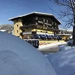 Staffler Hotel 2*