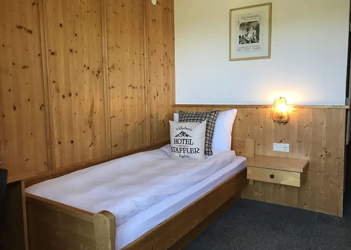 Staffler فندق نيديراو